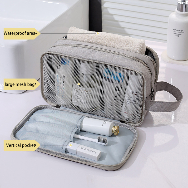 features of this 3 layers custom toiletry bag from corporate gift supplier in Malaysia