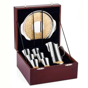 014134EG Gift-boxed Classic Expressions Gilt Drinks Set